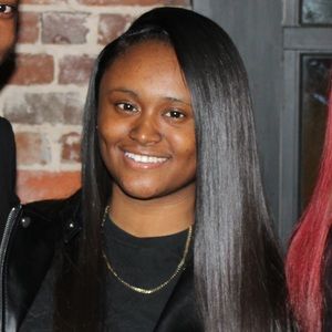 Meet your Posher, Jamia